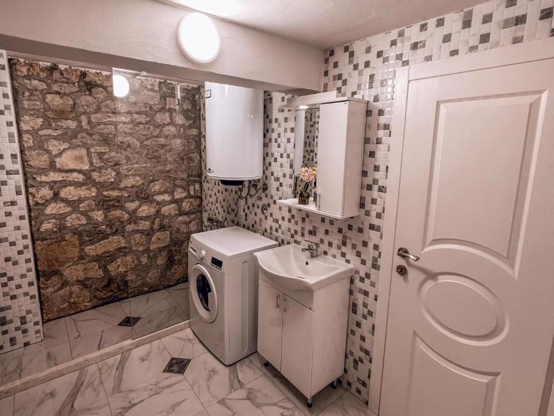 Apartmani Dumezic Bar Cameră foto